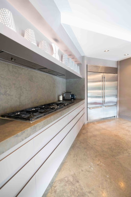 villa in Mougins : Rent wonderful 5 bedroom villa located in a prestigious domaine in Mougins - Photo 11