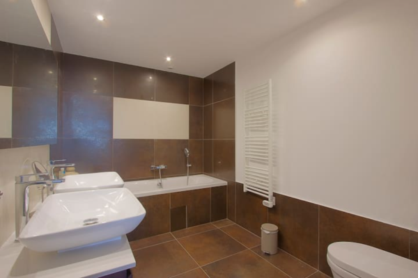 villa in Cannes : Rent lovely villa with sea view - Photo 17