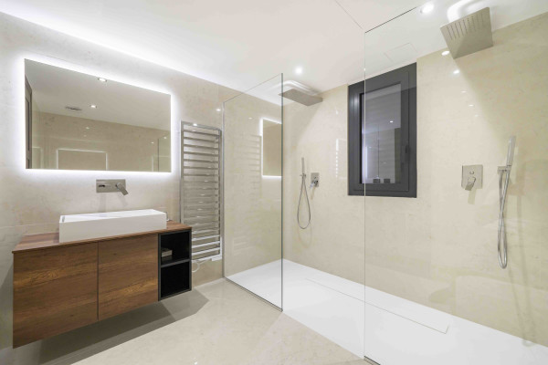 villa in Cannes : Rent this brand new villa located in one of the most sought after area in Cannes. - Photo 15
