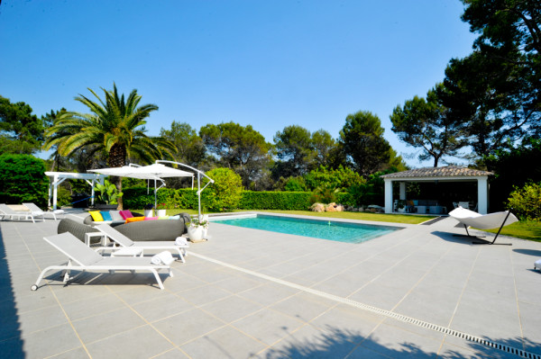 villa in Mougins : Rent this lovely villa in the 'Parc des Mougins' - Photo 0