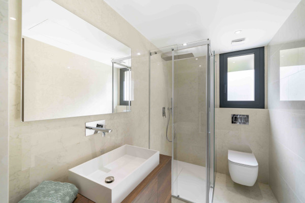 villa in Cannes : Rent this brand new villa located in one of the most sought after area in Cannes. - Photo 18
