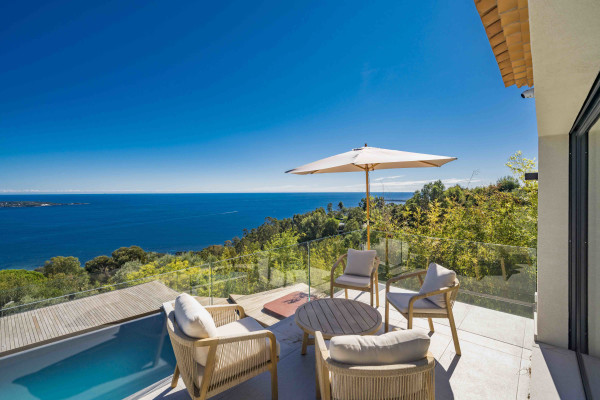 villa in Cannes : Rent this brand new villa located in one of the most sought after area in Cannes. - Photo 23