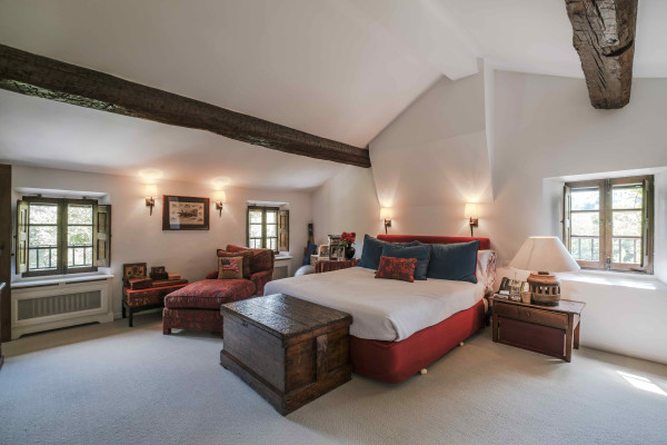 villa in Mougins : Rent this magnificent 6 bedroom domaine located in a magical setting with a Tennis court - Photo 41