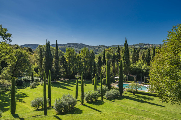 villa in Mougins : Rent this magnificent 6 bedroom domaine located in a magical setting with a Tennis court - Photo 57