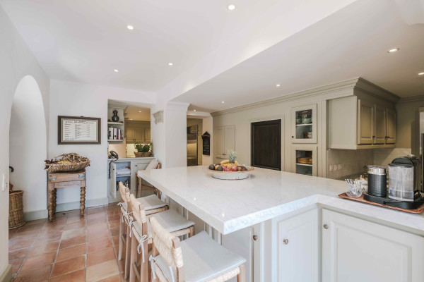 villa in Mougins : Rent this magnificent 6 bedroom domaine located in a magical setting with a Tennis court - Photo 23