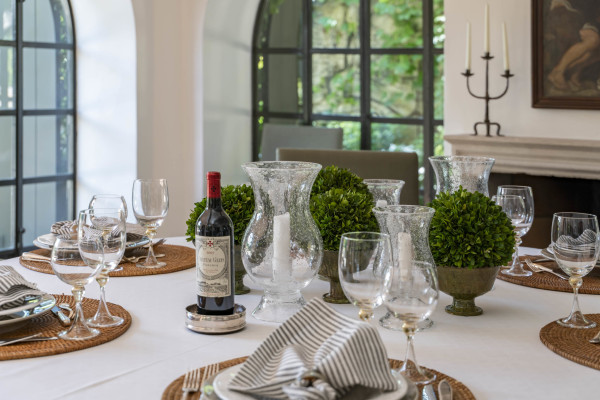 villa in Mougins : Rent this magnificent 6 bedroom domaine located in a magical setting with a Tennis court - Photo 18