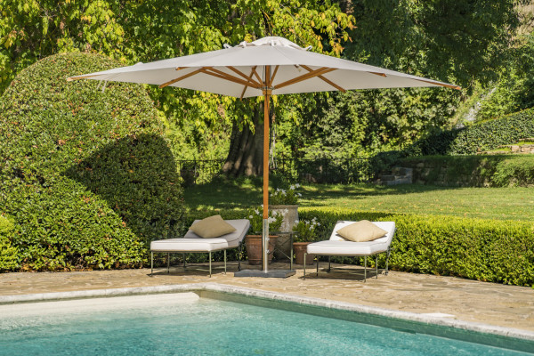 villa in Mougins : Rent this magnificent 6 bedroom domaine located in a magical setting with a Tennis court - Photo 65