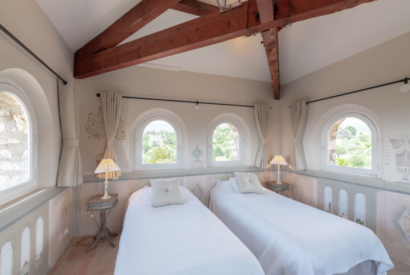 villa in Châteauneuf-Grasse : Rent magnificent villa with a breathtaking view over the French Riviera - Photo 18