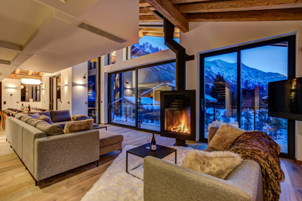 villa in Chamonix : Rent sumptuous chalet with swimming pool in Chamonix - Photo 2