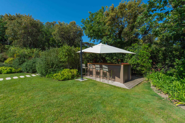 villa in St Tropez : Rent wonderful contemporary villa with sea view in Ramatuelle - Photo 18