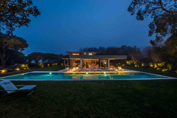 villa in St Tropez : Rent wonderful contemporary villa with sea view in Ramatuelle - Photo 23
