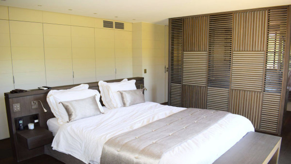 villa in St Tropez : Rent this beautiful newly renovated 7-bedrooms villa located in St Tropez - Photo 27