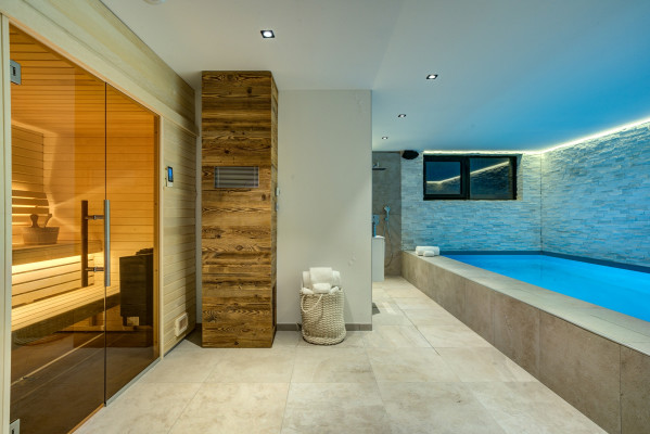 villa in Chamonix : Rent superb 5-bedroom chalet in Chamonix with indoor swimming pool - Photo 19
