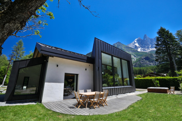 villa in Chamonix : Rent fantastic chalet in Chamonix - Photo 0