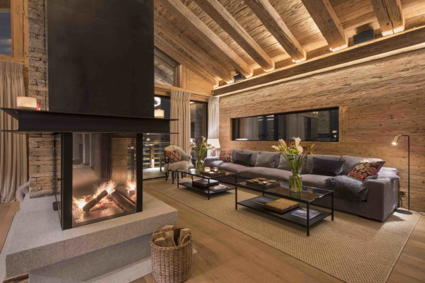villa in Zermatt : Rent sumptuous 5-bedroom chalet in Zermatt - Photo 2