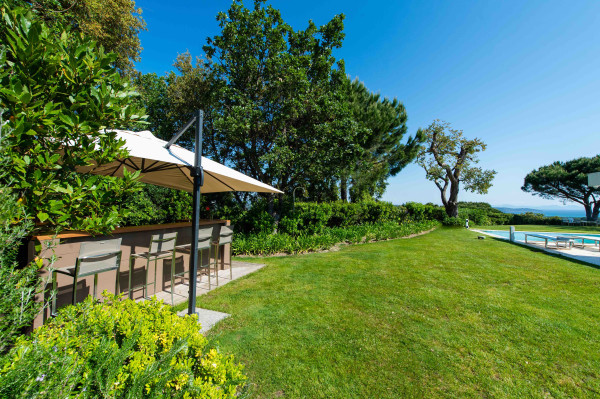 villa in St Tropez : Rent wonderful contemporary villa with sea view in Ramatuelle - Photo 19