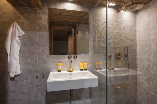 villa in Zermatt : Rent sumptuous 5-bedroom chalet in Zermatt - Photo 27