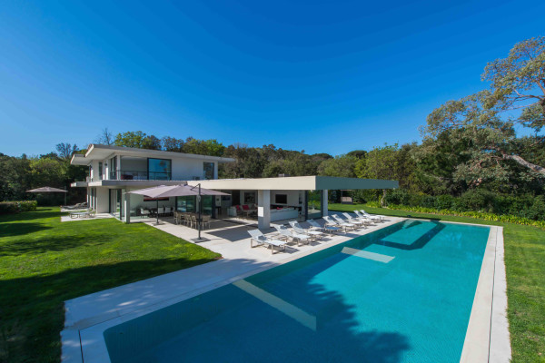 villa in St Tropez : Rent wonderful contemporary villa with sea view in Ramatuelle - Photo 20
