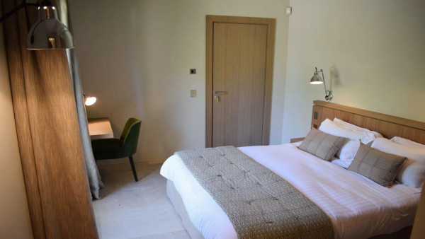 villa in St Tropez : Rent this beautiful newly renovated 7-bedrooms villa located in St Tropez - Photo 14