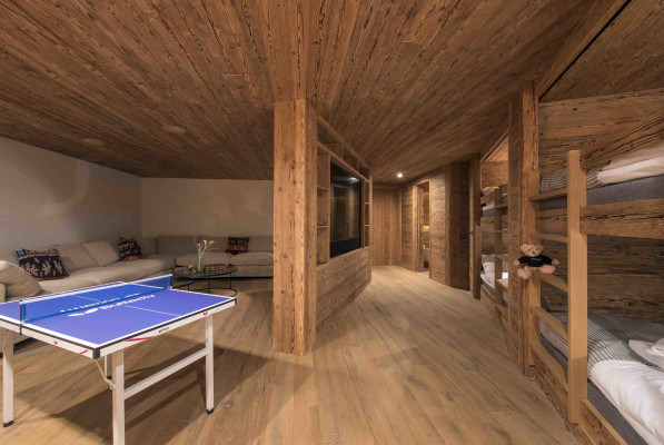 villa in Zermatt : Rent sumptuous 5-bedroom chalet in Zermatt - Photo 24