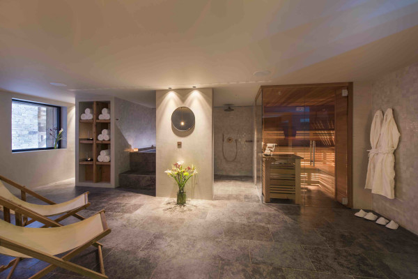 villa in Zermatt : Rent sumptuous 5-bedroom chalet in Zermatt - Photo 46