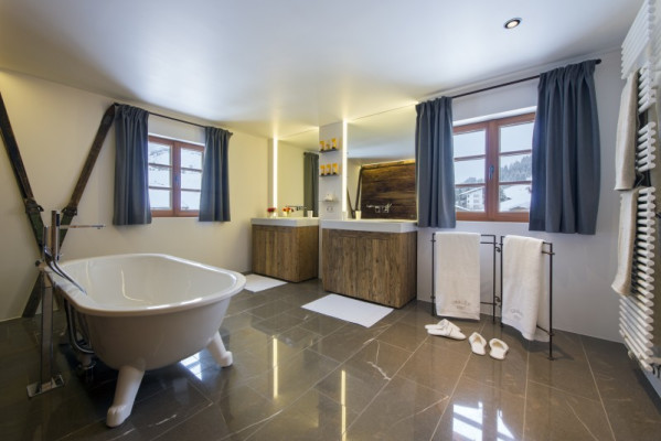 villa in Lech : Rent gorgeous 5-bedroom chalet in Lech - Photo 10