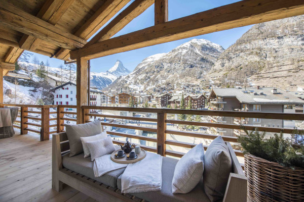 villa in Zermatt : Rent state of the art 5-bedroom chalet in Zermatt - Photo 2