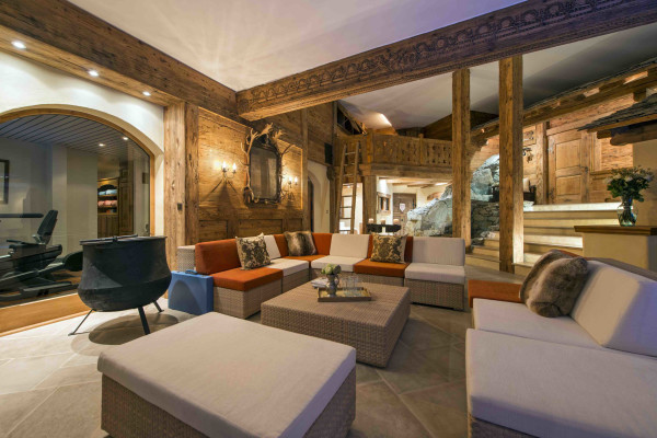 villa in Verbier : Rent sumptuous 5-bedroom ski in/ ski out chalet with private spa in Verbier - Photo 5