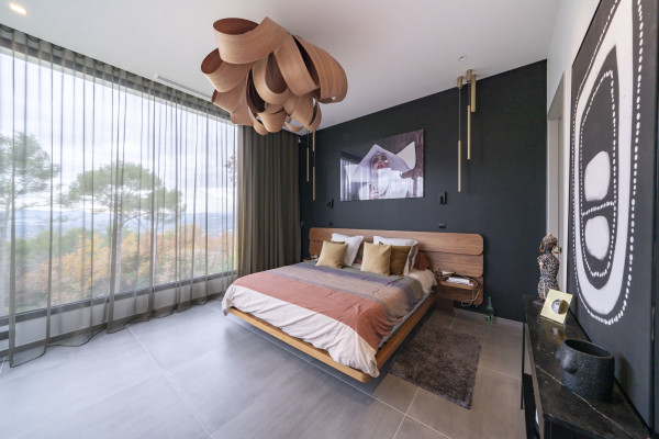 villa in Mougins : Rent this brand new villa located up to the hill in Mouans Sartoux with 5 bedrooms. - Photo 8