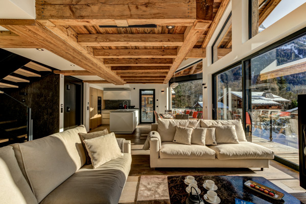 villa in Chamonix : Rent superb 5-bedroom chalet in Chamonix with indoor swimming pool - Photo 3