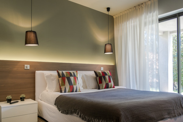 villa in  : Rent this contemporary villa with direct access to the beach, pétanque court, helipad. - Photo 19