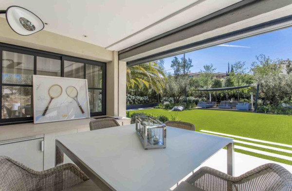 villa in St Tropez : Rent this lovely villa located within walking distance to the village in a secured domain. - Photo 4