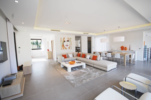 villa in St Tropez : Rent this contemporary villa walking distance to the 'Place des Lices' - Photo 9