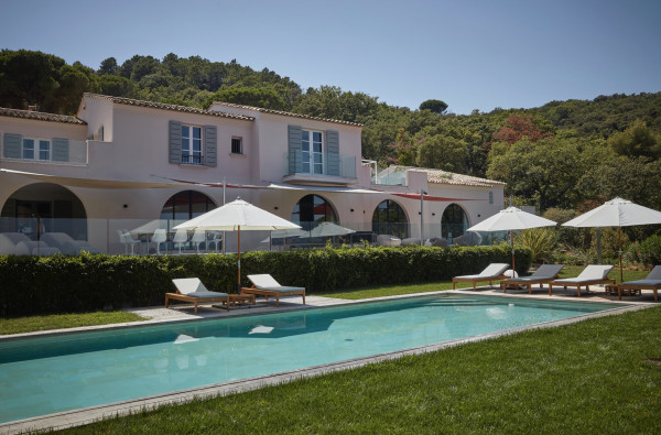 villa in St Tropez : Rent this lovely 7 bedrooms located in 'Les Marres' with a perfect location and all amenities you need for a wonderful stay. - Photo 1