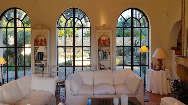 villa in St Tropez : Rent this 7 bedroom villa inside 'Les Parcs de St Tropez' - Photo 9