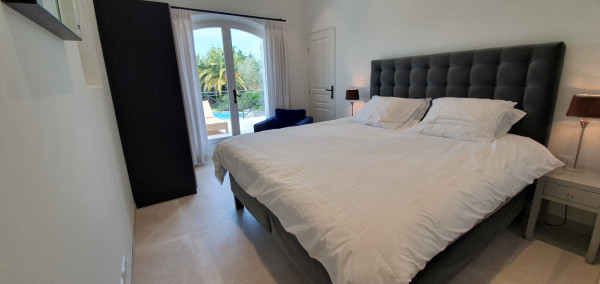 villa in St Tropez : Rent this villa in St Anne area, walking distance to the village. - Photo 20