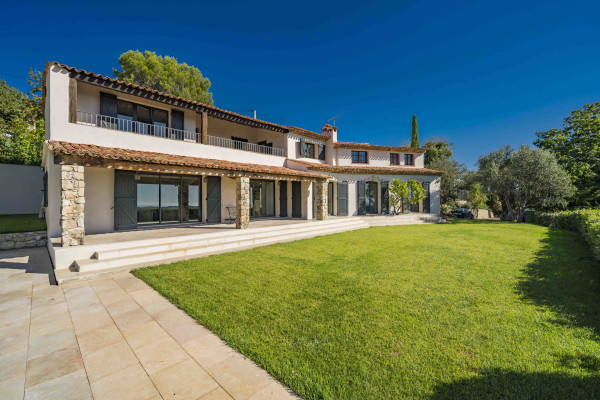 villa in Châteauneuf-Grasse : Rent this wonderful 5 bedroom house with a gorgeous hill and sea view - Photo 55