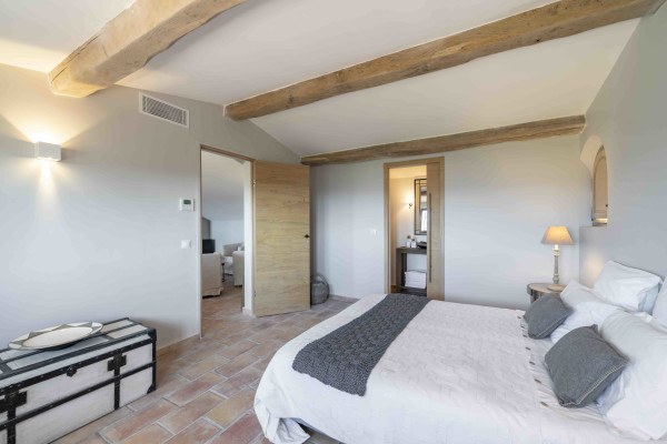 villa in Châteauneuf-Grasse : Rent this wonderful 5 bedroom house with a gorgeous hill and sea view - Photo 20
