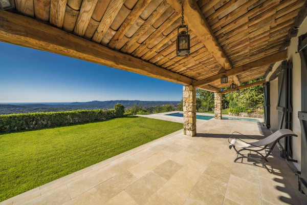 villa in Châteauneuf-Grasse : Rent this wonderful 5 bedroom house with a gorgeous hill and sea view - Photo 45
