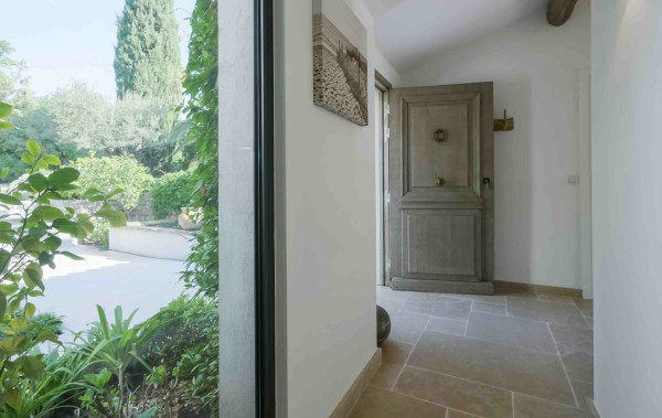 villa in St Tropez : Rent this charming villa with 4 bedrooms within walking distance to Tahiti Beach - Photo 5