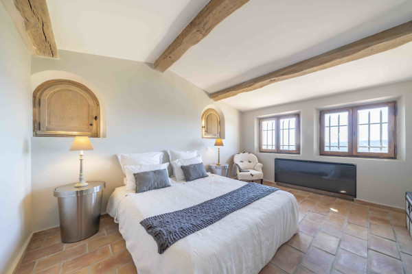 villa in Châteauneuf-Grasse : Rent this wonderful 5 bedroom house with a gorgeous hill and sea view - Photo 21