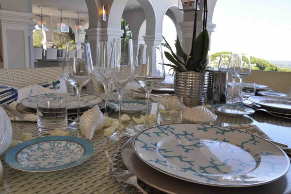 villa in St Tropez : Rent this 7 bedrooms luxurious villa located in L'escalet with a sea and hill view. - Photo 6