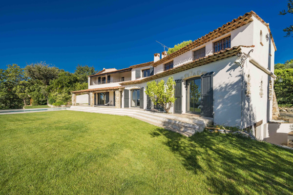 villa in Châteauneuf-Grasse : Rent this wonderful 5 bedroom house with a gorgeous hill and sea view - Photo 57