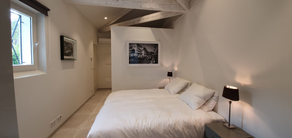 villa in St Tropez : Rent this villa in St Anne area, walking distance to the village. - Photo 13