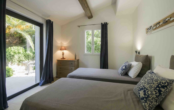 villa in St Tropez : Rent this charming villa with 4 bedrooms within walking distance to Tahiti Beach - Photo 14