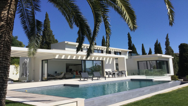 villa in St Tropez : Rent this modern 4 bedroom villa which offers a great Seaview - Photo 19