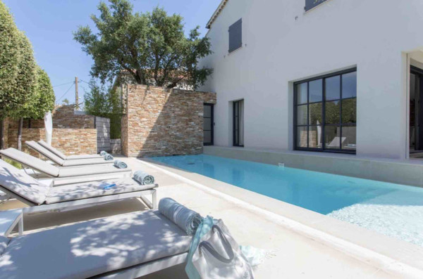 villa in St Tropez : Rent this lovely villa located within walking distance to the village in a secured domain. - Photo 3