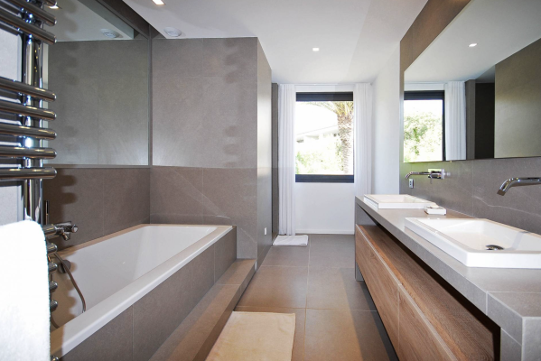 villa in St Tropez : Rent this contemporary villa walking distance to the 'Place des Lices' - Photo 17