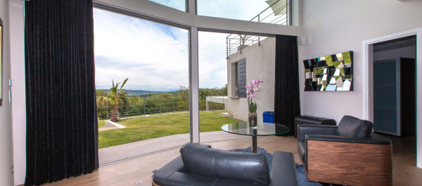 villa in St Tropez : Rent a modern villa in L'Escalet area with 6 bedrooms. - Photo 19
