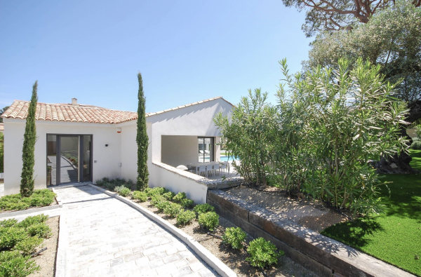 villa in St Tropez : Rent this contemporary villa walking distance to the 'Place des Lices' - Photo 19